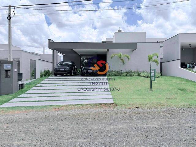 #49 - Casa para Venda em Pardinho - SP